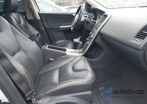 2012 Volvo Xc60 T6/T6 Platinum/T6 Premier Plus/T6 R-Design/T6 R-Design Platinum/T6 R-Design Premier Plus from USA, damaged, VIN YV4902DZ8C2308275